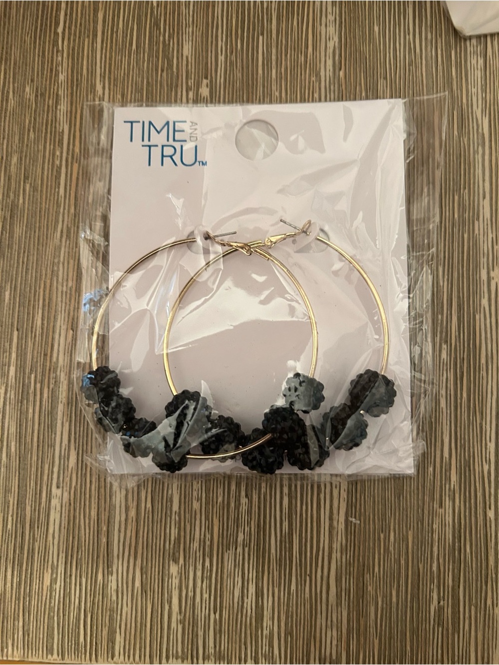 Time and Tru Gold Hoop Earrings with Black Bead Clusters